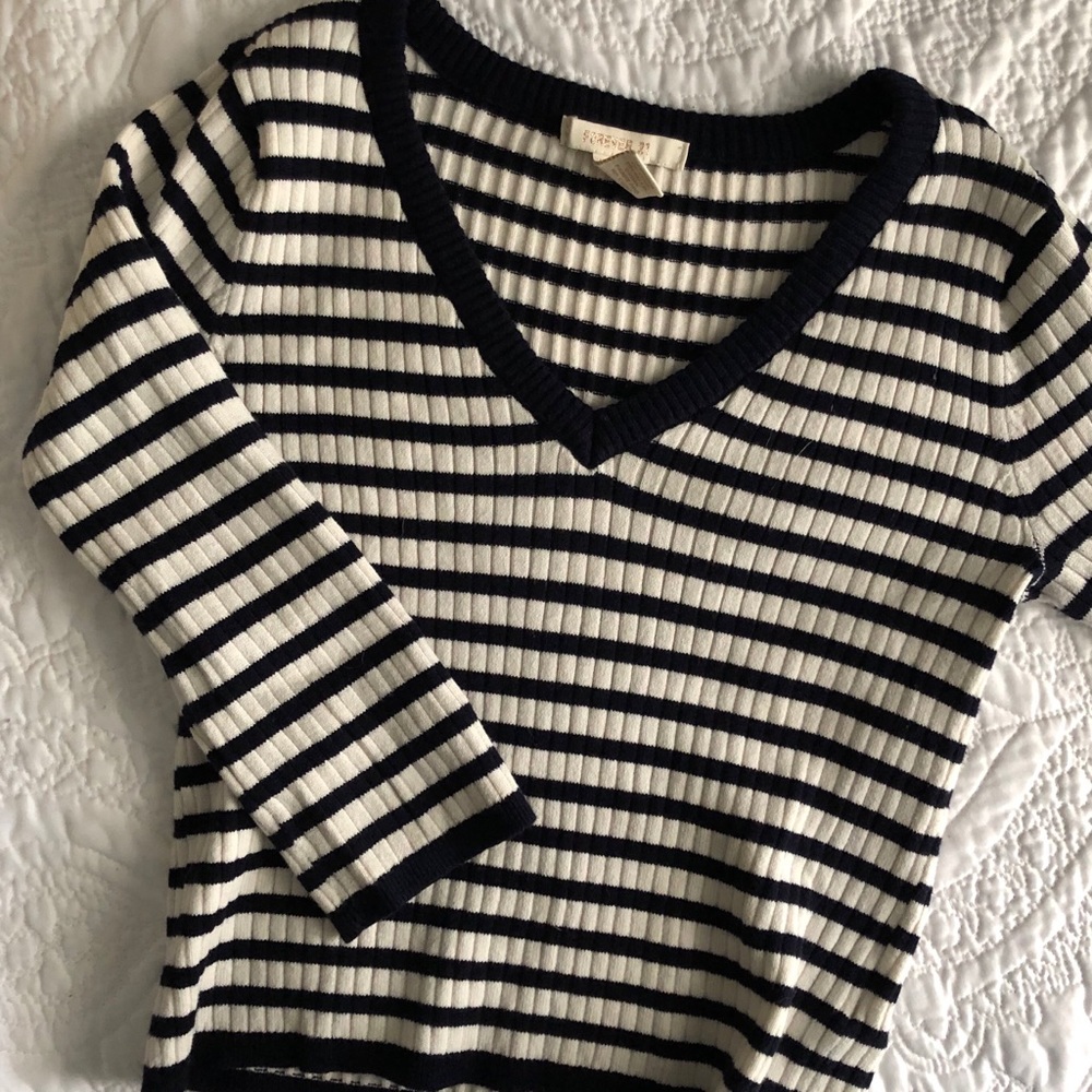 Forever 21 Cropped Navy Sweater